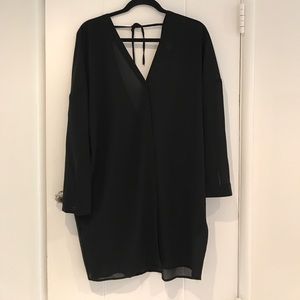 Elegant black tunic