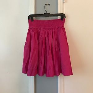 Gap skirt