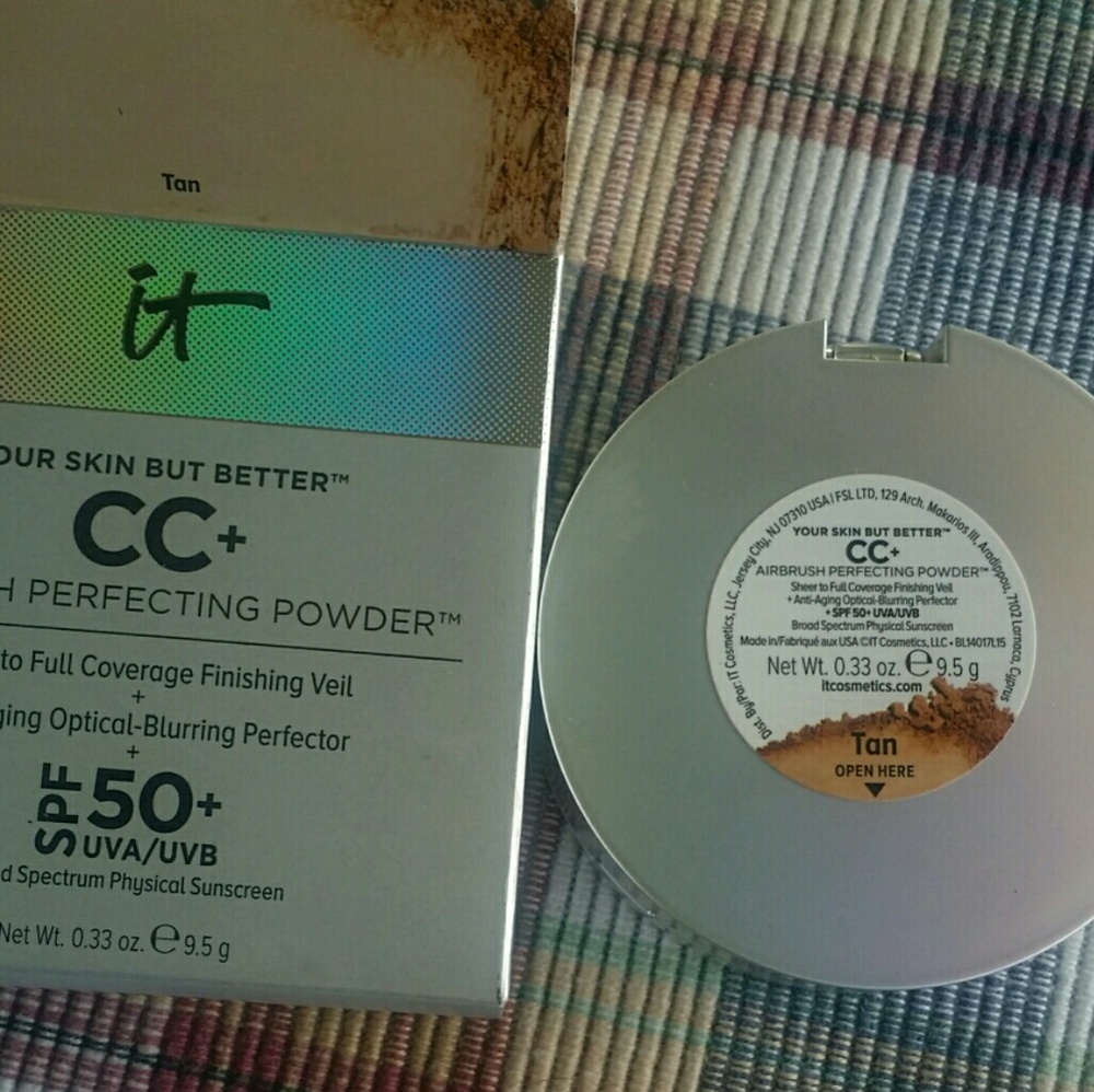 IT Cosmetics CC+ Airbrush Powder* Tan