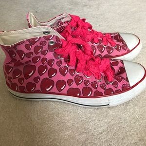 Heart Pattern Converse