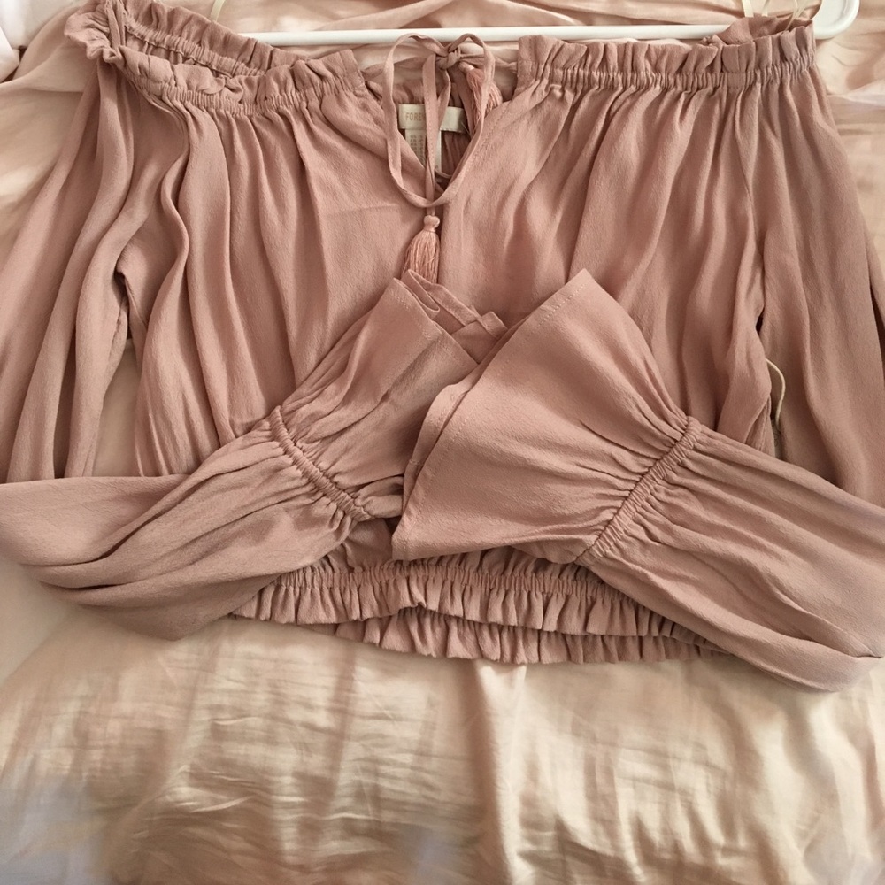 NWT dusty rose forever 21 off the shoulder top