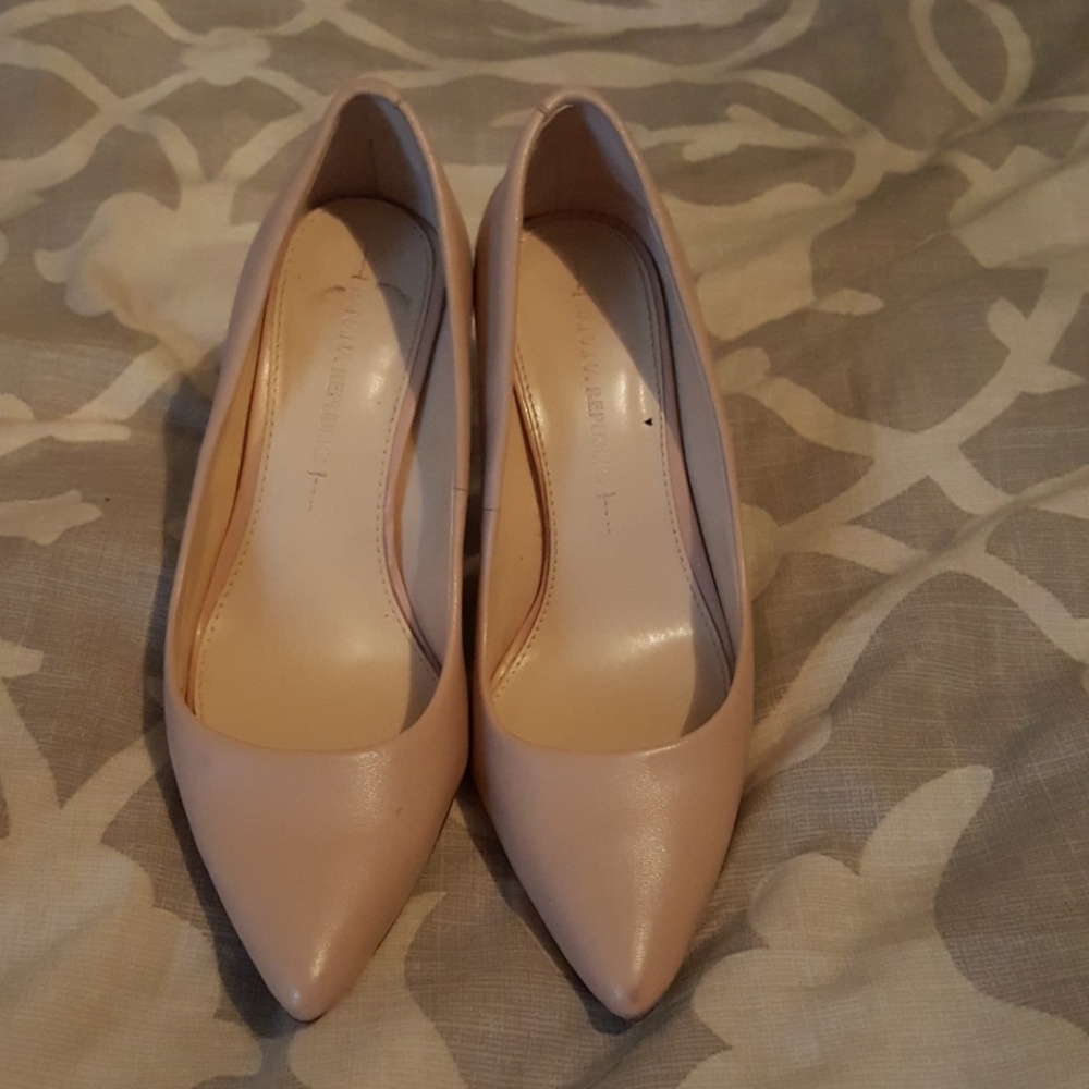 Nude Banana Republic heels