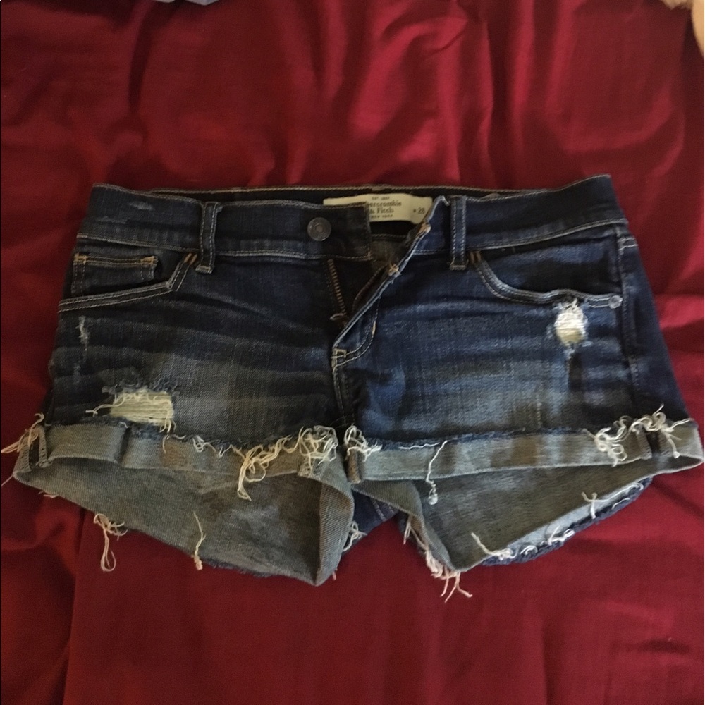 Abercrombie and Fitch denim shorts 2 26