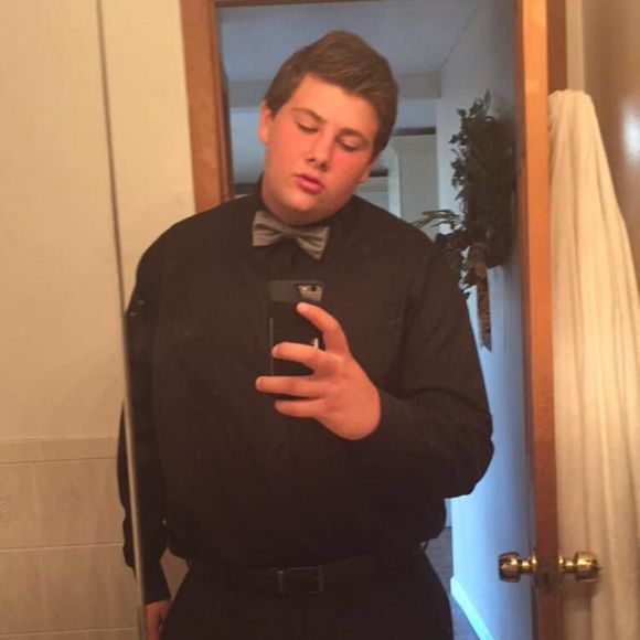 Meet your Posher, Lucas - Picture 1 of 1