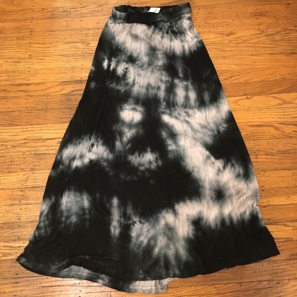 Brandy Melville Maxi Skirt
