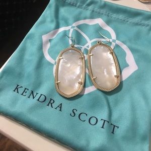 Danielle gold earrings in pearl white