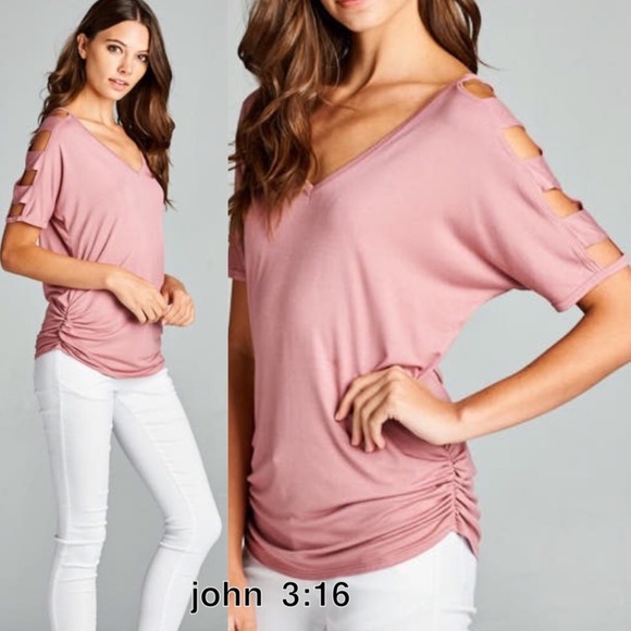 Boutique Tops - last 1 🛑CLEARANCE🛑