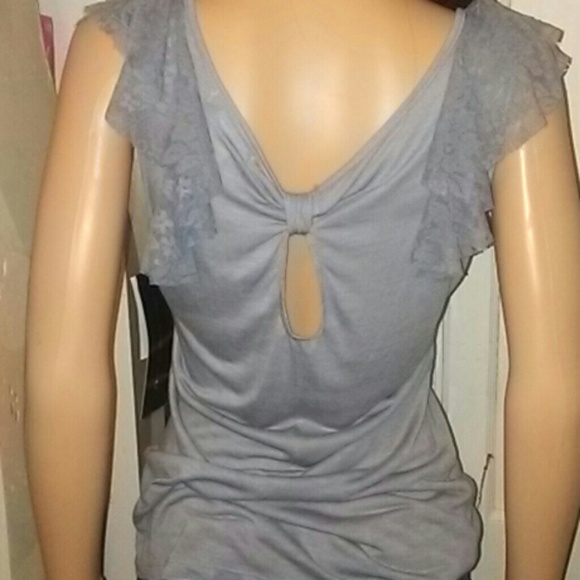 FLEURISH WOMEN'S TOP - Picture 4 of 8