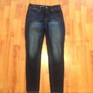 American Eagle size 4/short Hi-Rise Jeggings