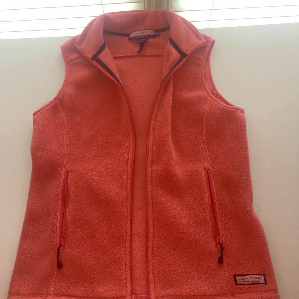 pink polyester vest!!🌸🌸