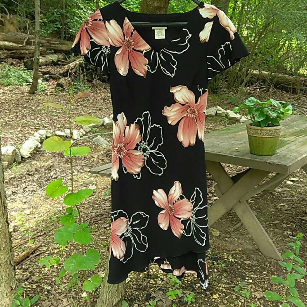 Metaphor Dress