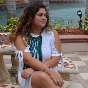 Meet your Posher, Hilal