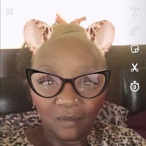 Meet your Posher, Vickey