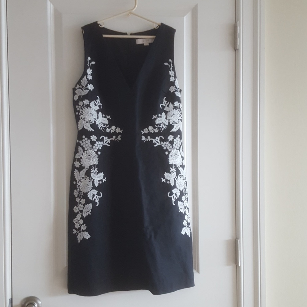 Loft black linen dress with applique