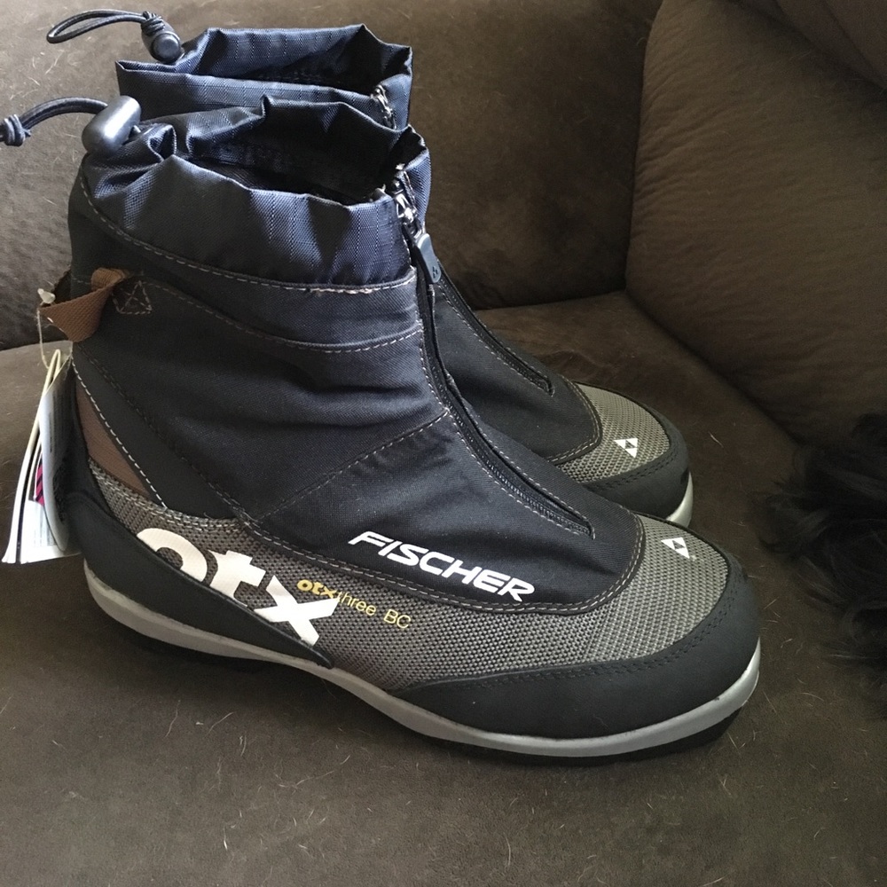 Men's cross country ski boots
