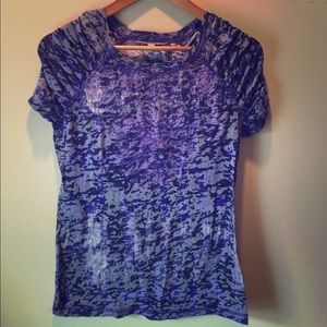 Athleta Tshirt