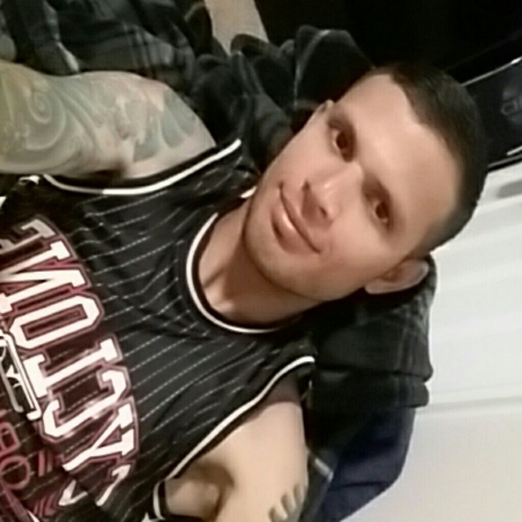 Meet your Posher, Rafael - Picture 1 of 1