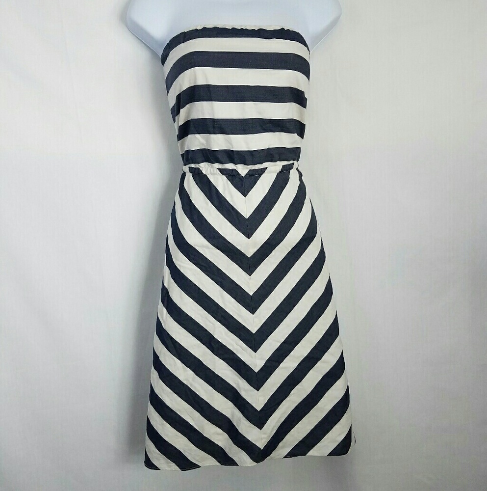 The Limited Outback Red Nautical Strapless Dress - Picture 1 of 8