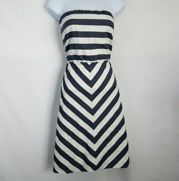 The Limited Dresses & Skirts - The Limited Outback Red Nautical Strapless Dress