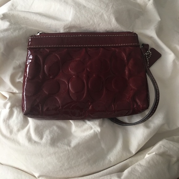 Burgundy red patent leather Coach wristlet - Picture 2 of 2