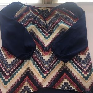 very cute tribal print long sleeve🌀🦄🌏