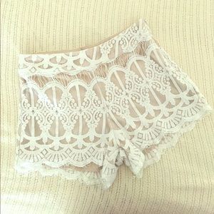 Francesca's Sweet Journey Lace Shorts Size Small
