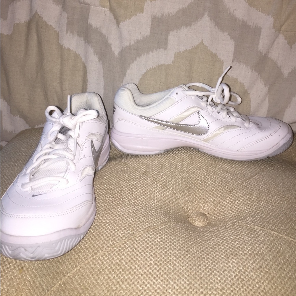 Nike Court Lite Tennis Shoes