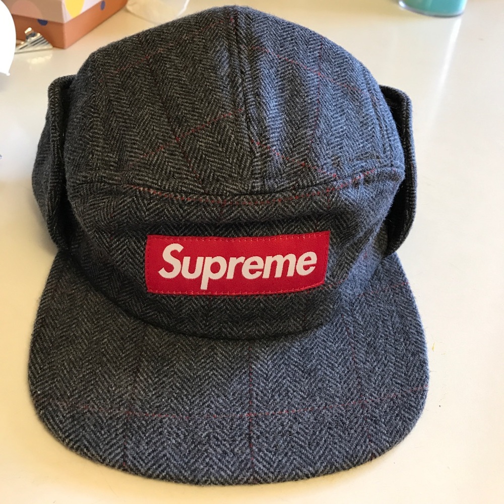 Supreme x Hield Trail snap up hat