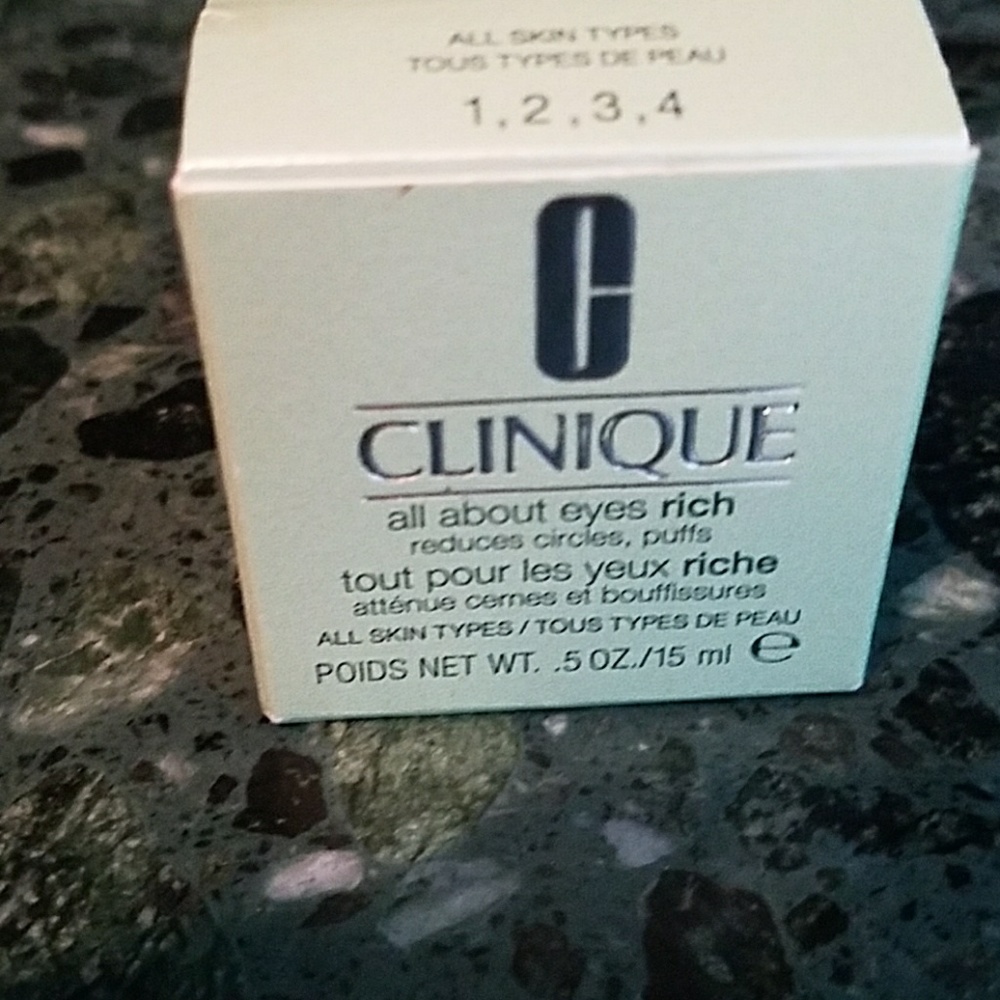 🇺🇸 Sale Clinique. All about eyes.