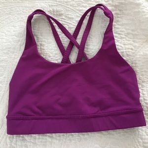 Lululemon sports bra