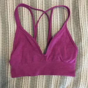 Lululemon seamlessly plunge bra size 4