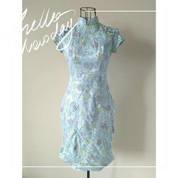 Mint Green Qi-Pao in Floral Prints - Picture 2 of 2