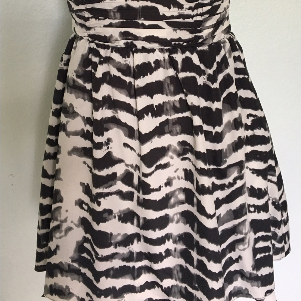 GUESS DRESS - Picture 4 of 4