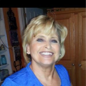 Meet your Posher, Sharon