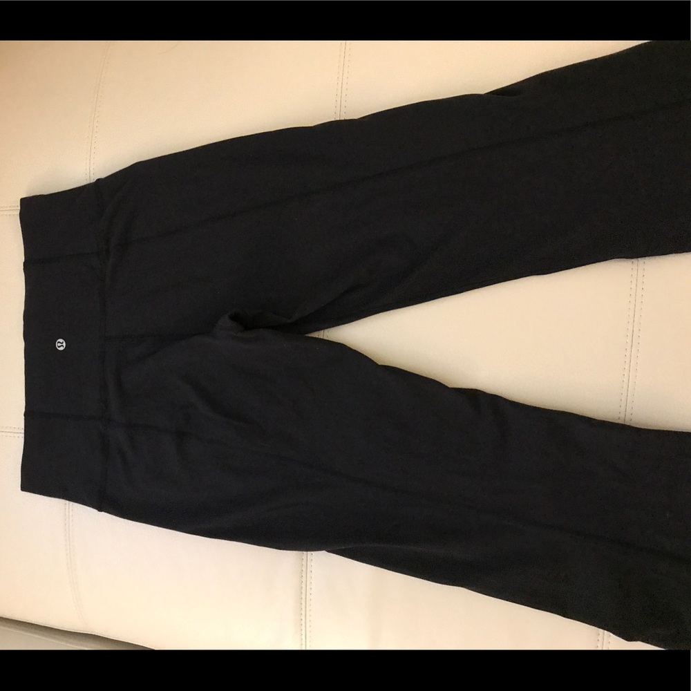 GUC lululemon 6 tall (hemmed) groove pant. Black!