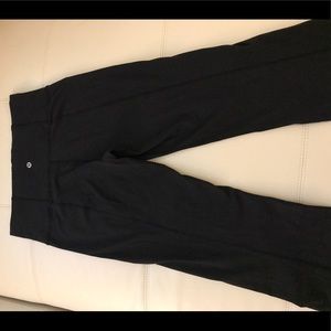 GUC lululemon 6 tall (hemmed) groove pant. Black!