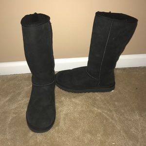 Black tall UGG boots