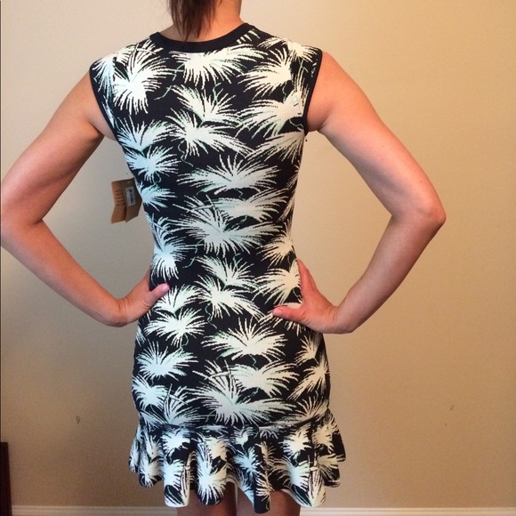 ๐HP 1/28 ๐๐NWT Rachel Rachel Roy dress - Picture 3 of 5