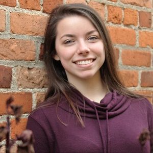 Meet your Posher, Alexis