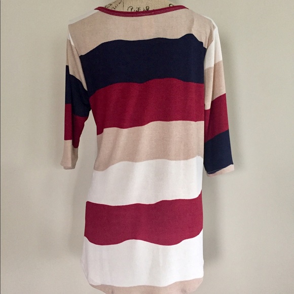 LAST! Color block Plus top - Picture 4 of 4