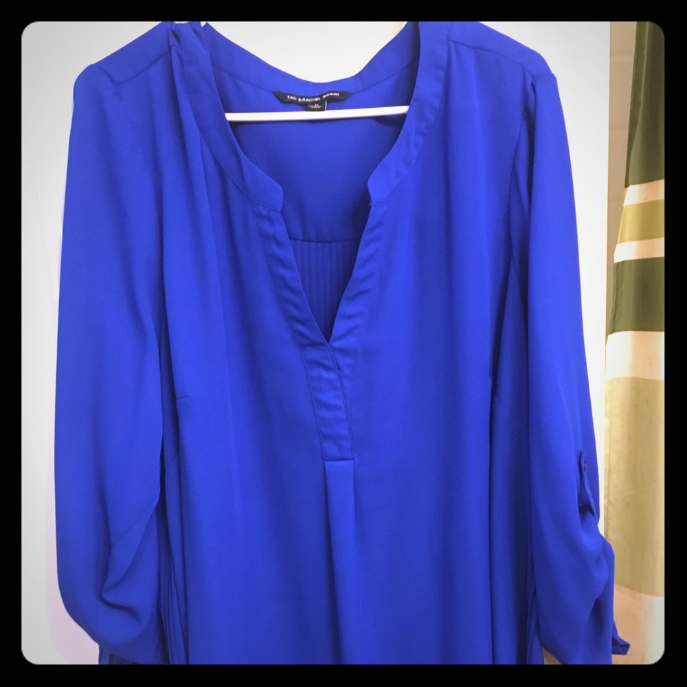 Amazing accordion pleat tunic