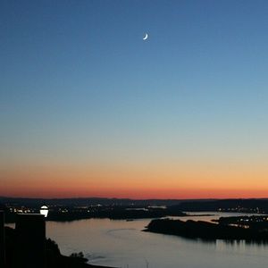 Meet your Posher, Moises