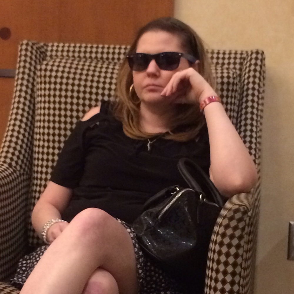 Meet your Posher, Roxane