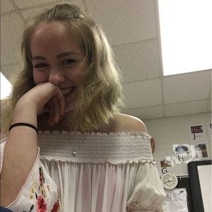 Meet your Posher, Alyssa