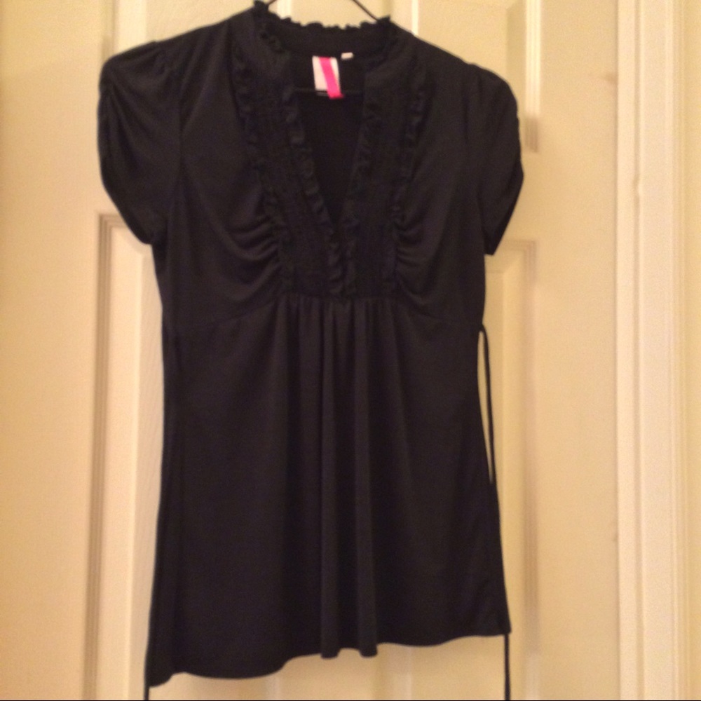 🖤 Black Fancy Top