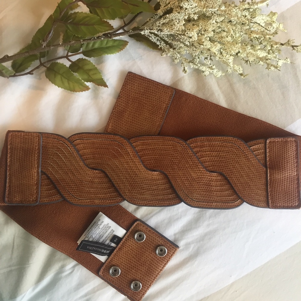 BCBG Max Azria Brown Twisted Waist Belt