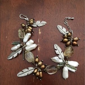 Feather and freshwater pearl bracelet