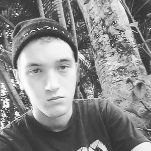 Meet your Posher, Chase