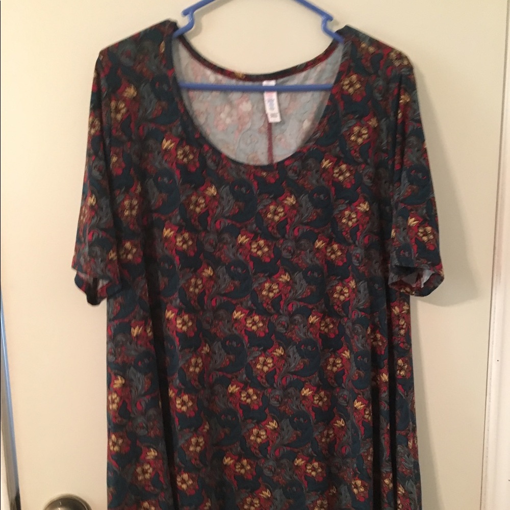 Lularoe perfect T