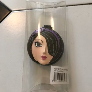 Mini brush/ mirror